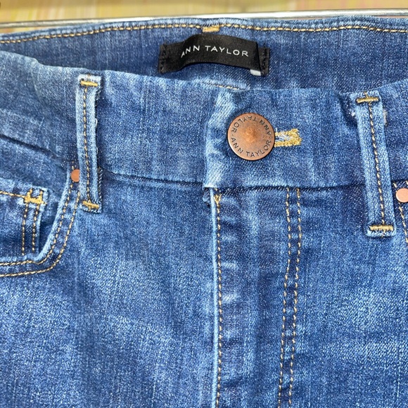 Ann Taylor straight crop Jeans - Picture 5 of 9